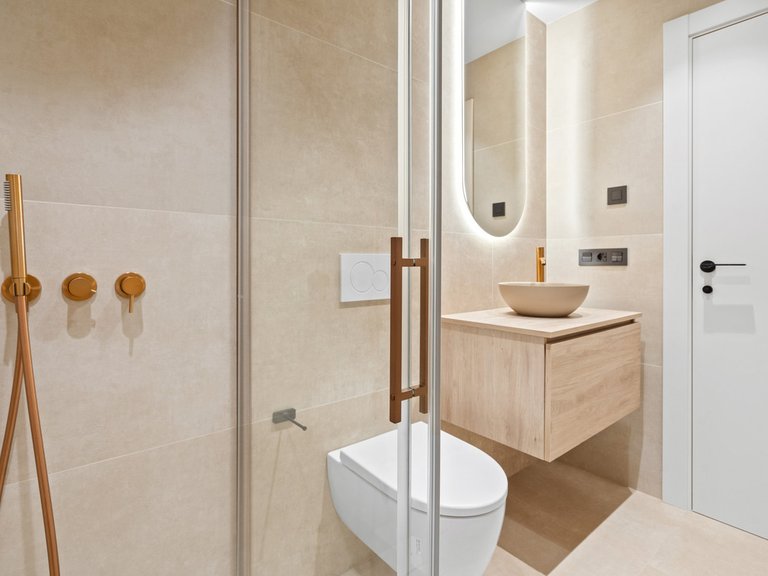 Apartment for Sale in Nueva Andalucía, Malaga 14