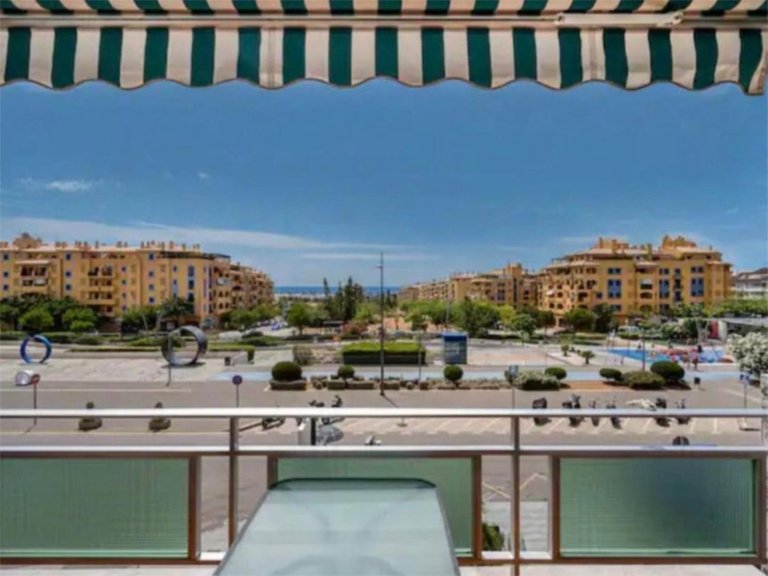 Apartment for Sale in San Pedro De Alcántara, Malaga 1