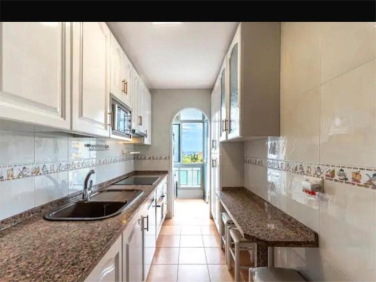 Apartment for Sale in San Pedro De Alcántara, Malaga 3