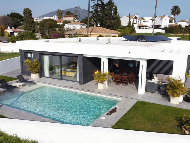 Villa for Sale in San Pedro De Alcántara, Malaga 23