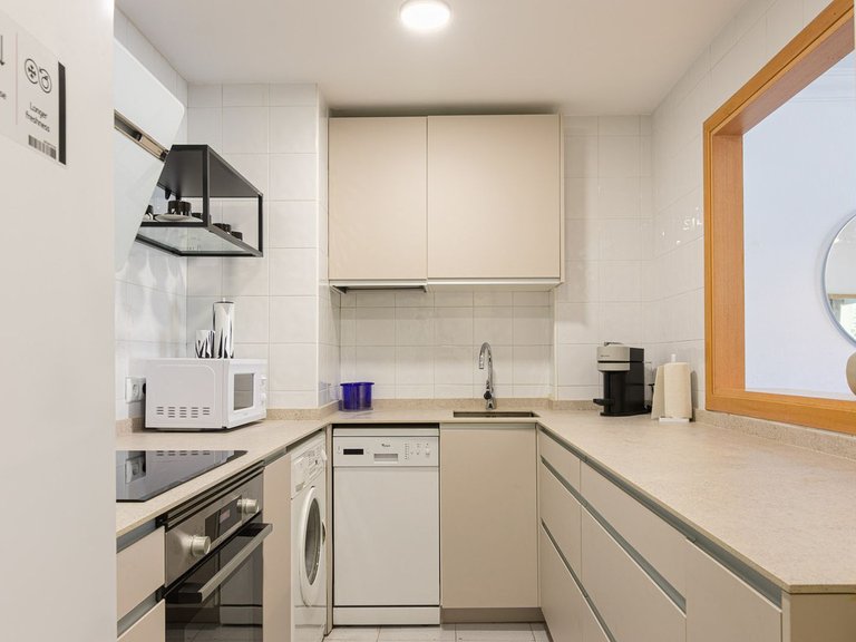 Apartment for Sale in Puerto Banús, Malaga 1