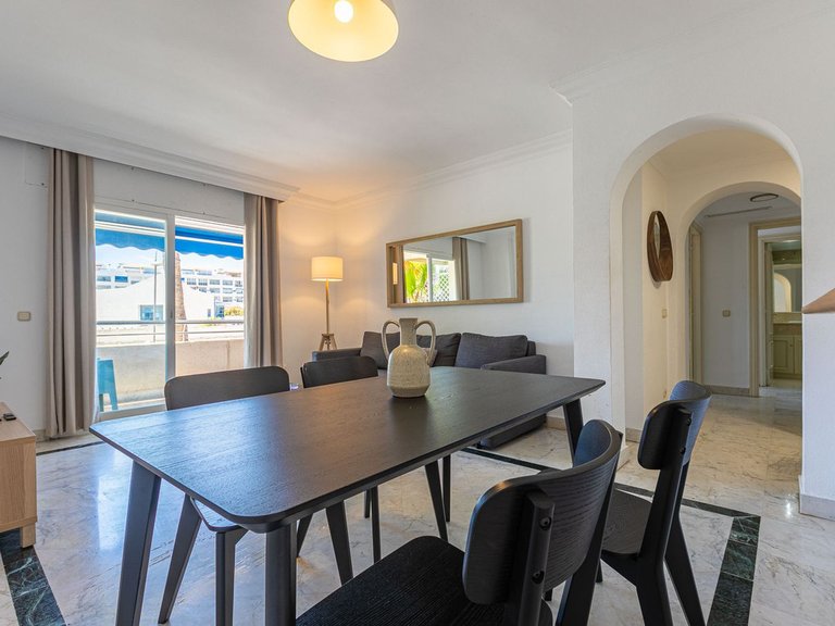 Apartment for Sale in Puerto Banús, Malaga 5