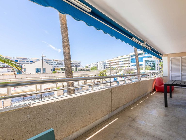 Apartment for Sale in Puerto Banús, Malaga 6