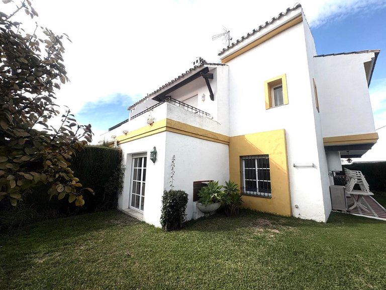 Villa for Sale in Cancelada, Malaga 23