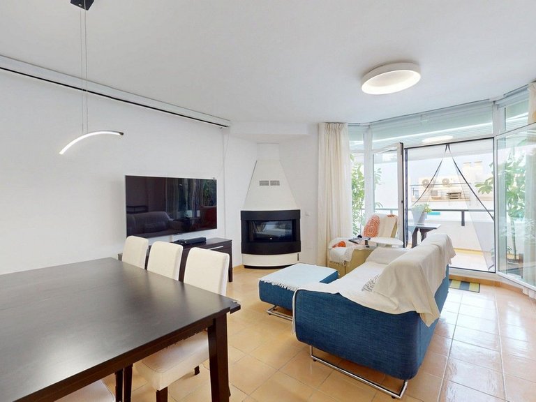 Villa for Sale in Benalmadena Costa, Malaga 7