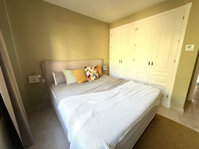Apartment for Sale in El Paraiso, Malaga 13