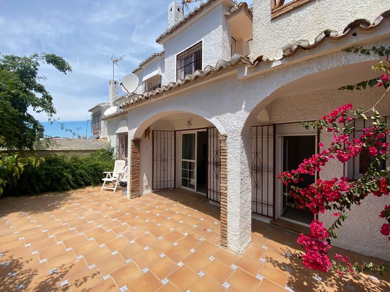 Villa for Sale in Calahonda, Malaga 1