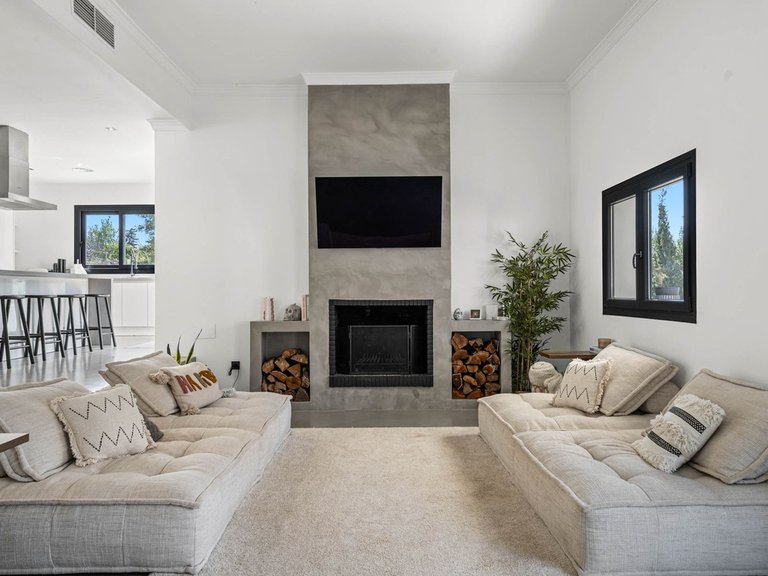 Villa for Sale in Estepona, Malaga 14