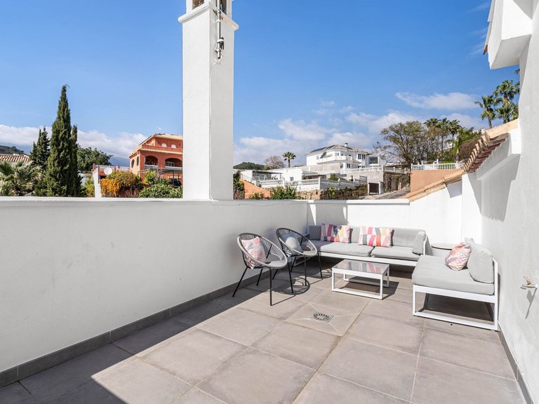 Villa for Sale in Estepona, Malaga 35