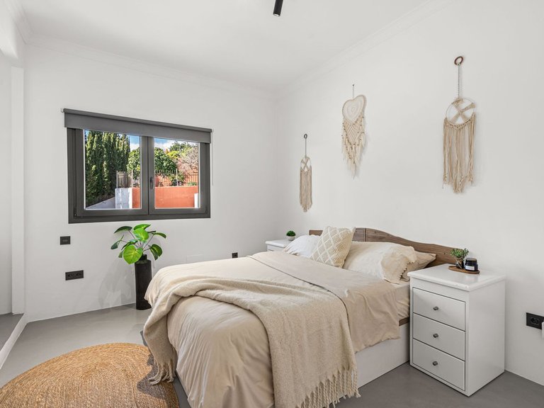 Villa for Sale in Estepona, Malaga 4