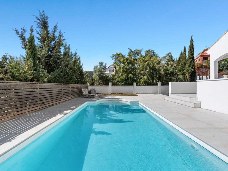 Villa for Sale in Estepona, Malaga 40