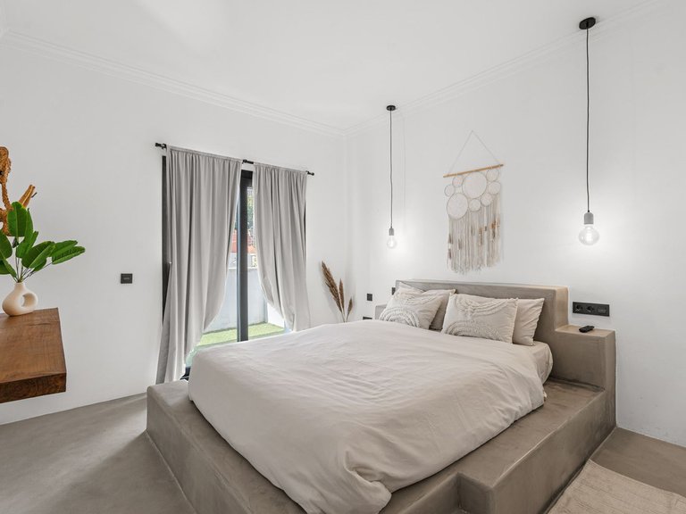 Villa for Sale in Estepona, Malaga 6