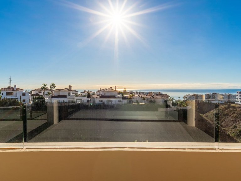 Apartment for Sale in Higueron, Malaga 10