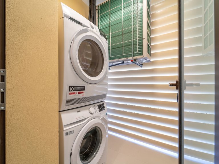 Apartment for Sale in Higueron, Malaga 25