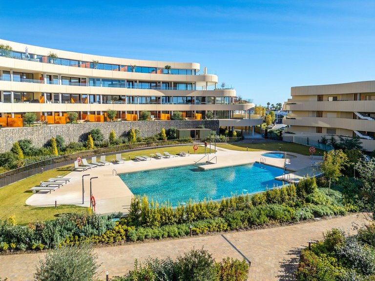 Apartment for Sale in Higueron, Malaga 28