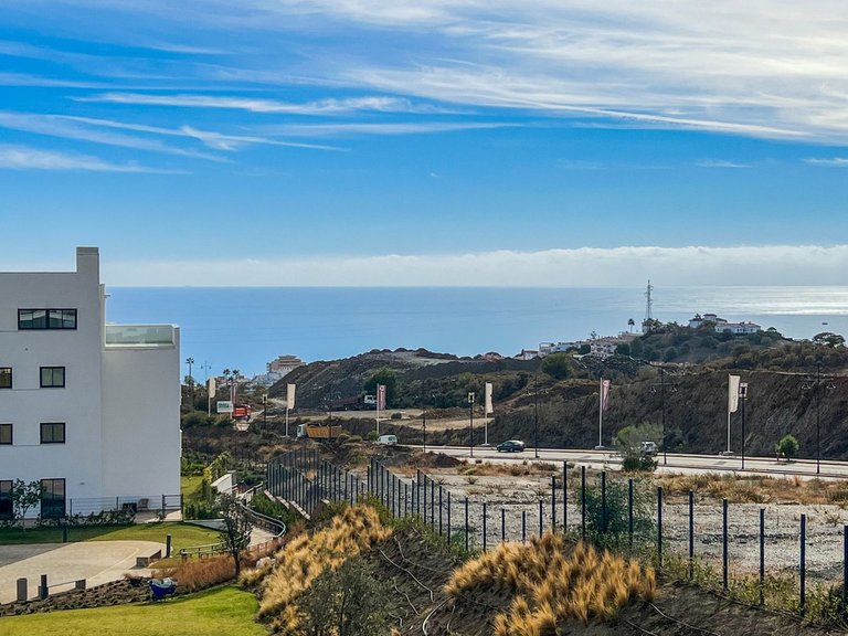 Apartment for Sale in Higueron, Malaga 45