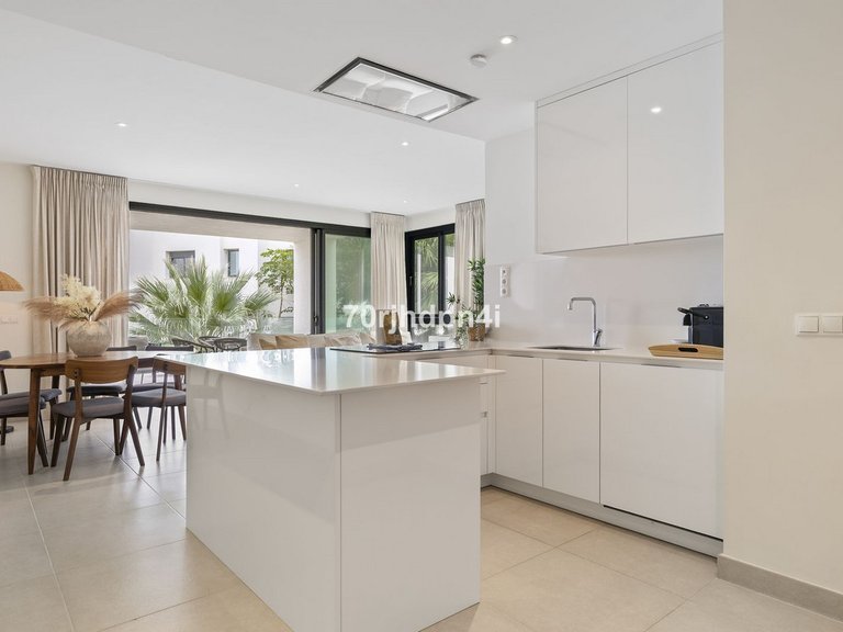 Apartment for Sale in Estepona, Malaga 17