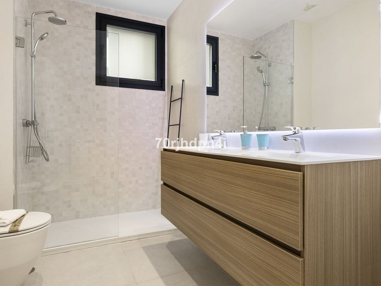 Apartment for Sale in Estepona, Malaga 7