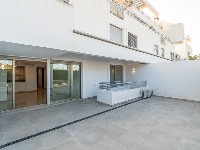 Apartment for Sale in La Cala De Mijas, Malaga 1