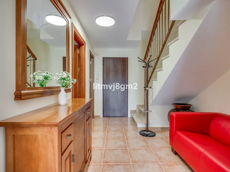 Villa for Sale in Calahonda, Malaga 14