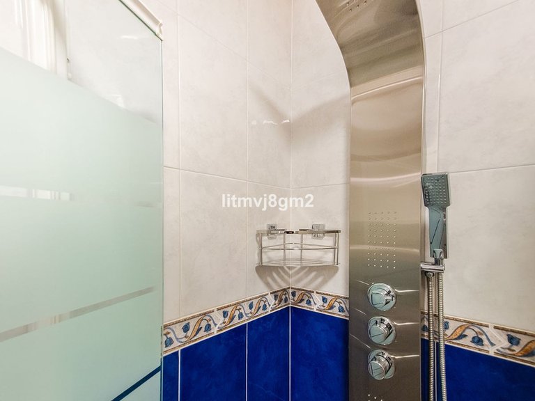 Villa for Sale in Calahonda, Malaga 16