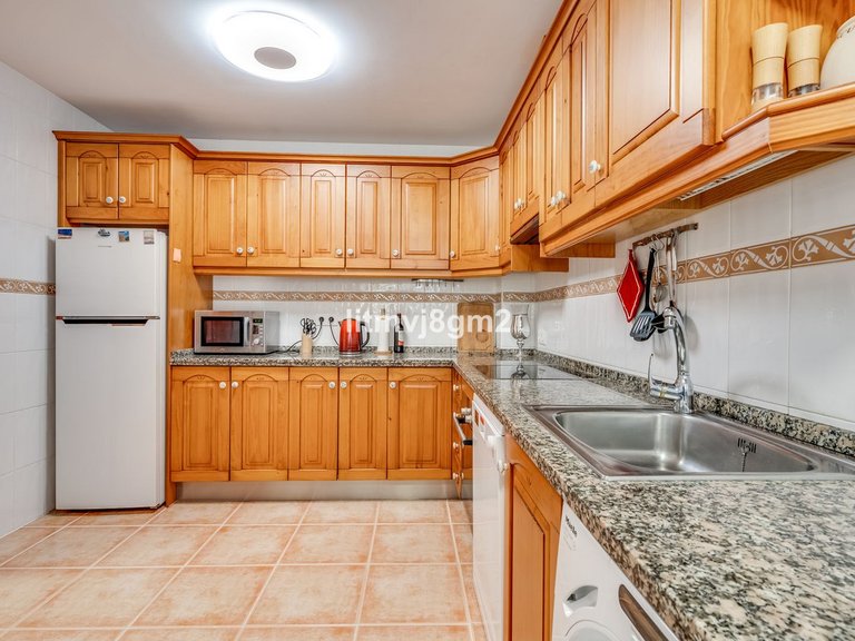 Villa for Sale in Calahonda, Malaga 18