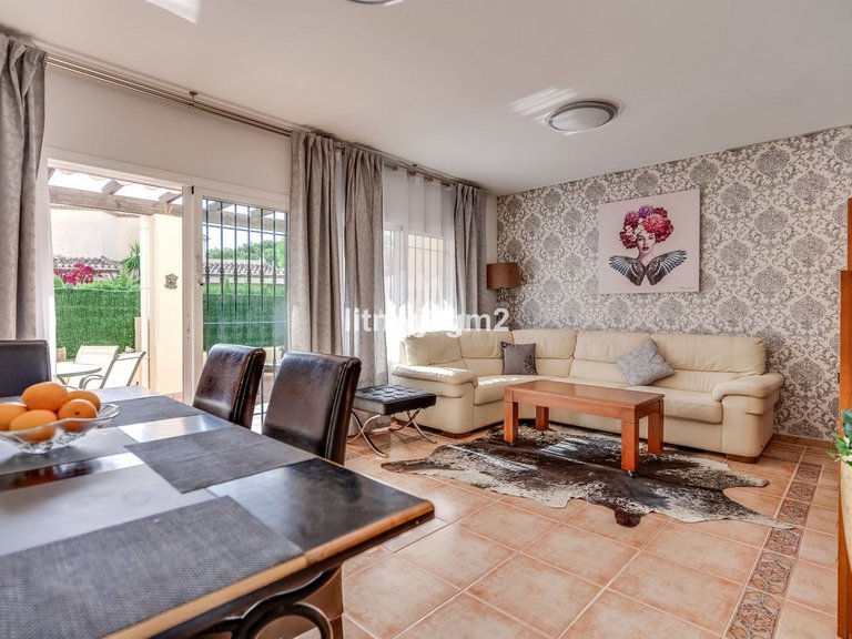 Villa for Sale in Calahonda, Malaga 2