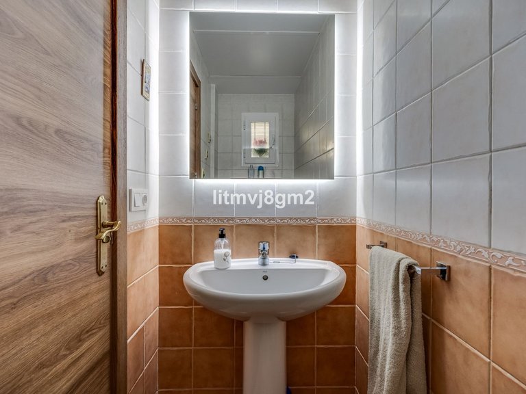 Villa for Sale in Calahonda, Malaga 20