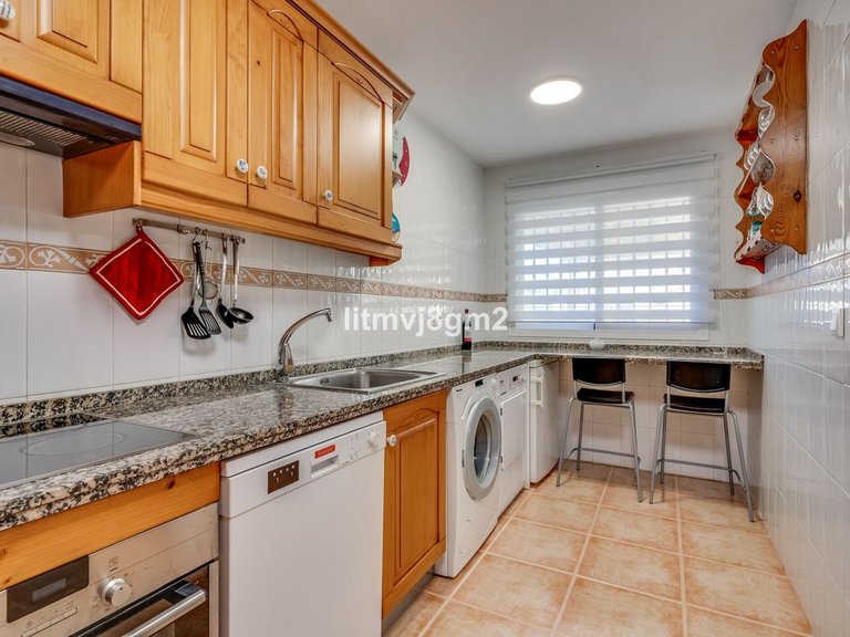 Villa for Sale in Calahonda, Malaga 21