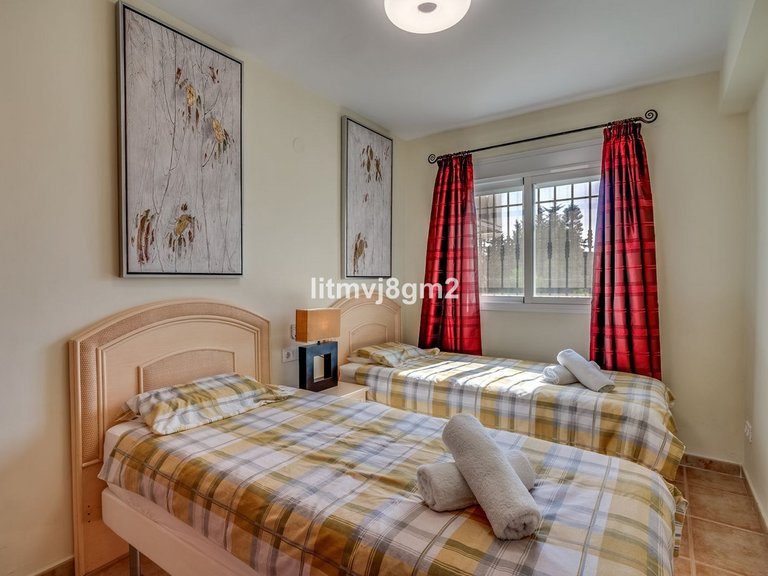 Villa for Sale in Calahonda, Malaga 23