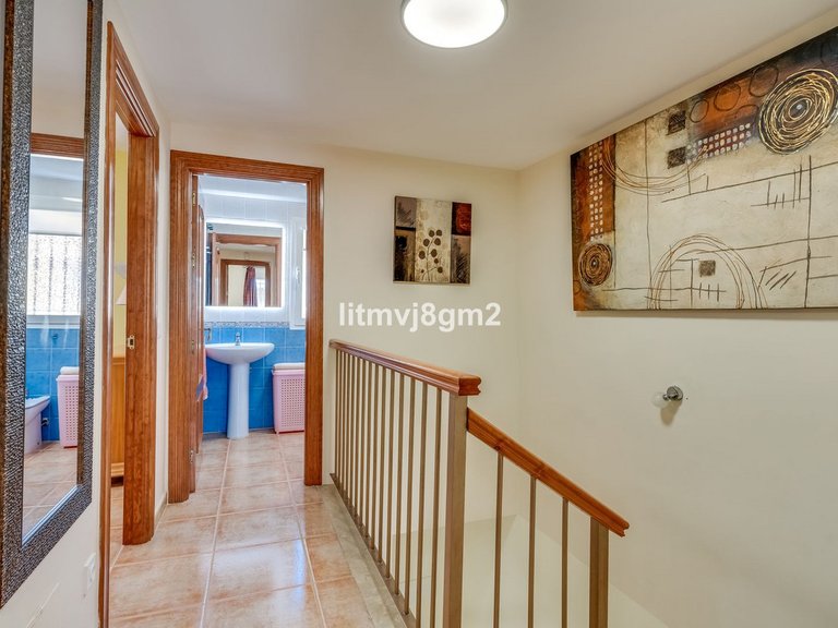 Villa for Sale in Calahonda, Malaga 30