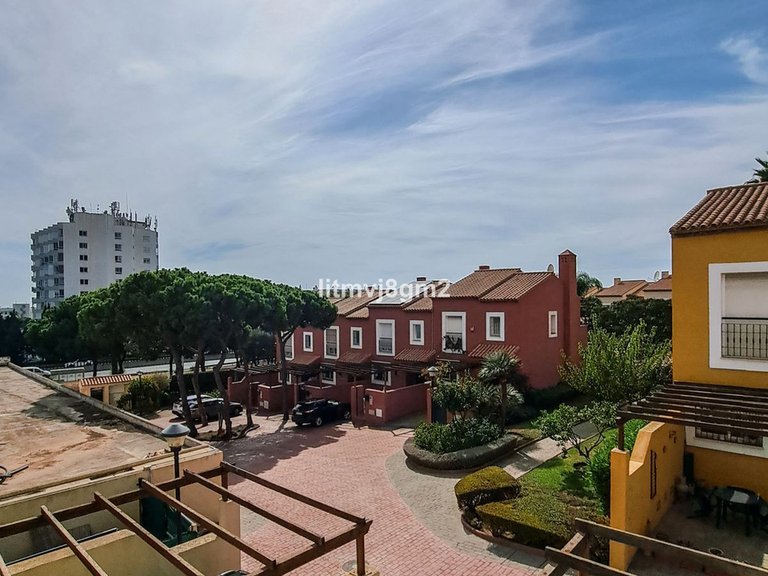 Villa for Sale in Calahonda, Malaga 33