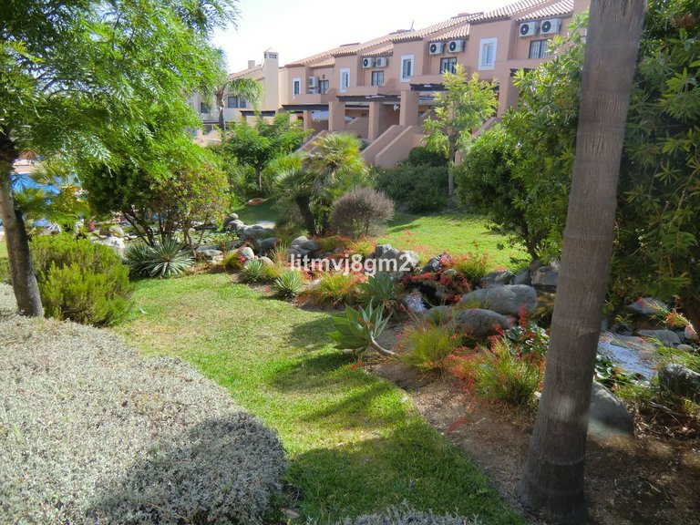 Villa for Sale in Calahonda, Malaga 36