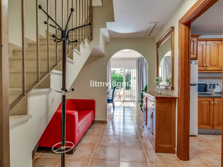 Villa for Sale in Calahonda, Malaga 4