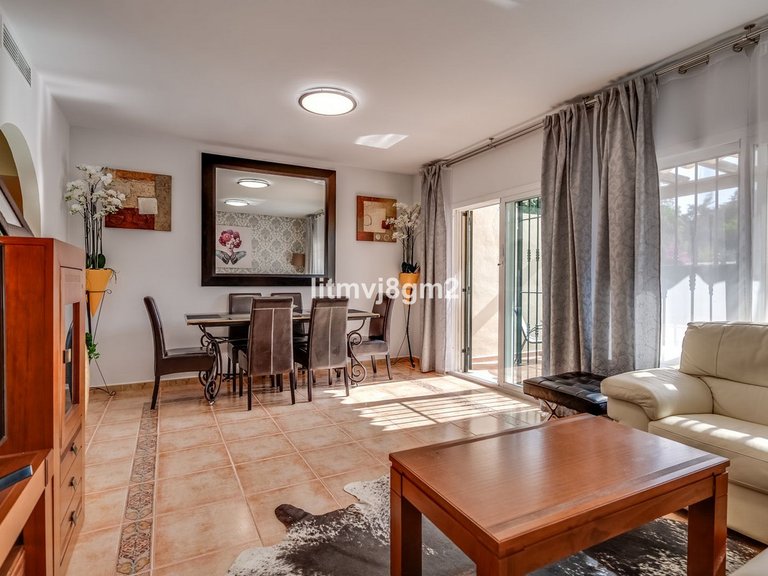 Villa for Sale in Calahonda, Malaga 7