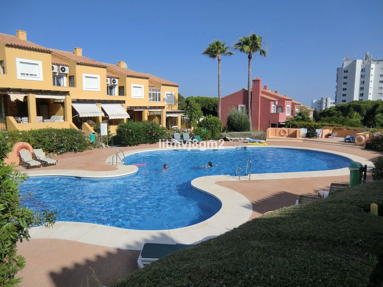 Villa for Sale in Calahonda, Malaga 8