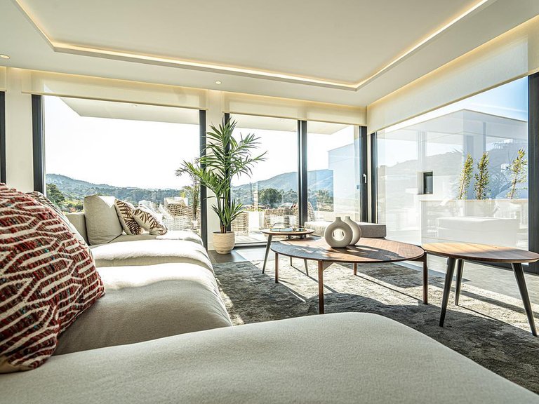 Villa for Sale in La Cala Golf, Malaga 10