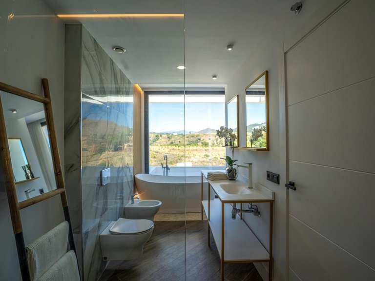 Villa for Sale in La Cala Golf, Malaga 8