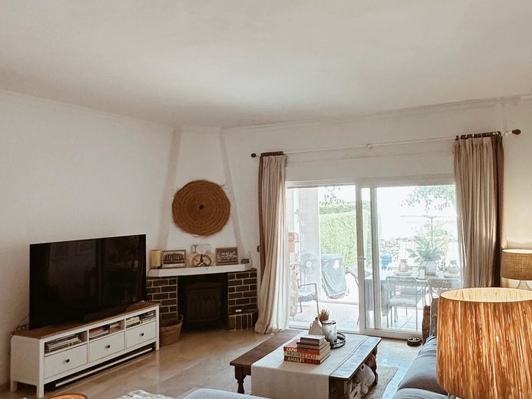 Villa for Sale in El Paraiso, Malaga 4