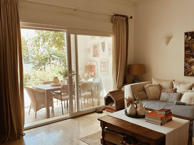 Villa for Sale in El Paraiso, Malaga 6