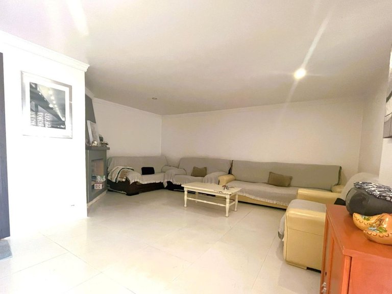 Villa for Sale in Estepona, Malaga 4