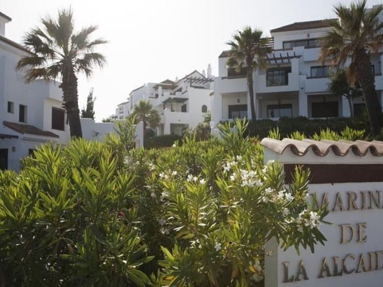 Apartment for Sale in La Alcaidesa, Cadiz 4