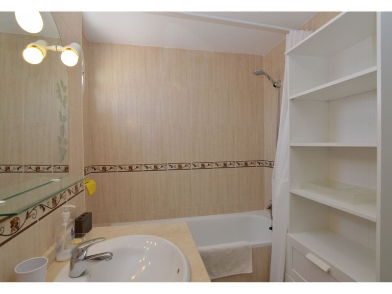 Apartment for Sale in Nueva Andalucía, Malaga 12