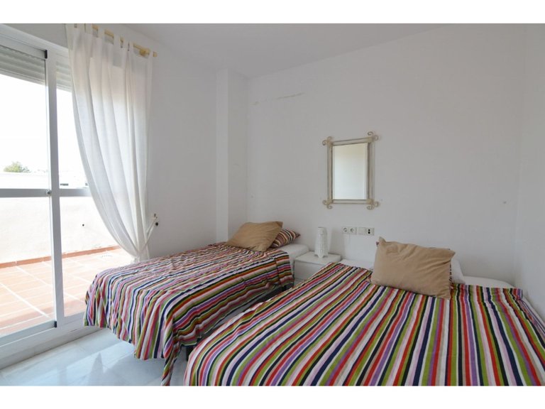 Apartment for Sale in Nueva Andalucía, Malaga 23