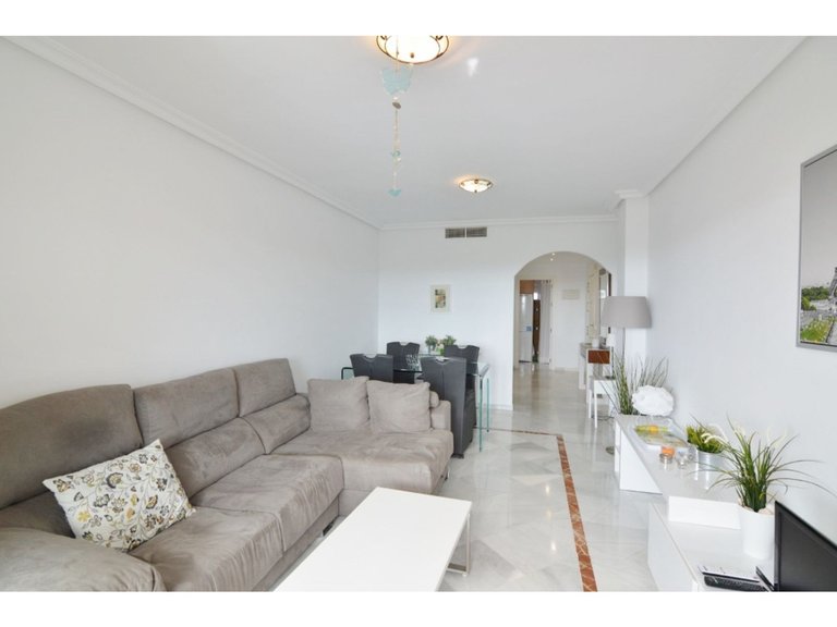 Apartment for Sale in Nueva Andalucía, Malaga 25