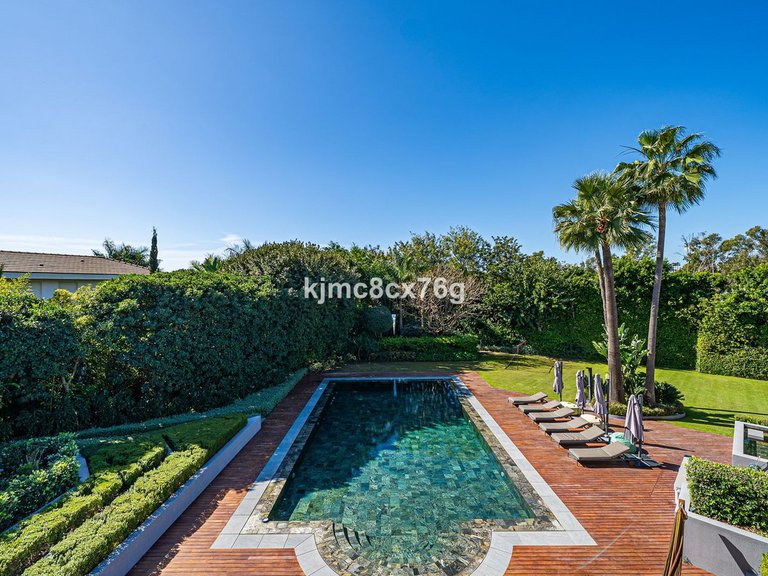Villa for Sale in Guadalmina Baja, Malaga 2