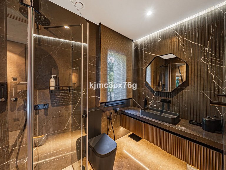 Villa for Sale in Guadalmina Baja, Malaga 29