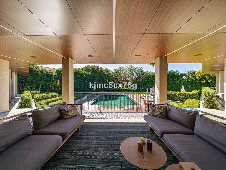 Villa for Sale in Guadalmina Baja, Malaga 3