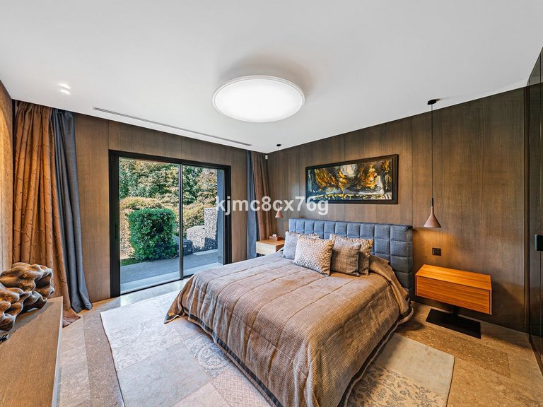Villa for Sale in Guadalmina Baja, Malaga 30