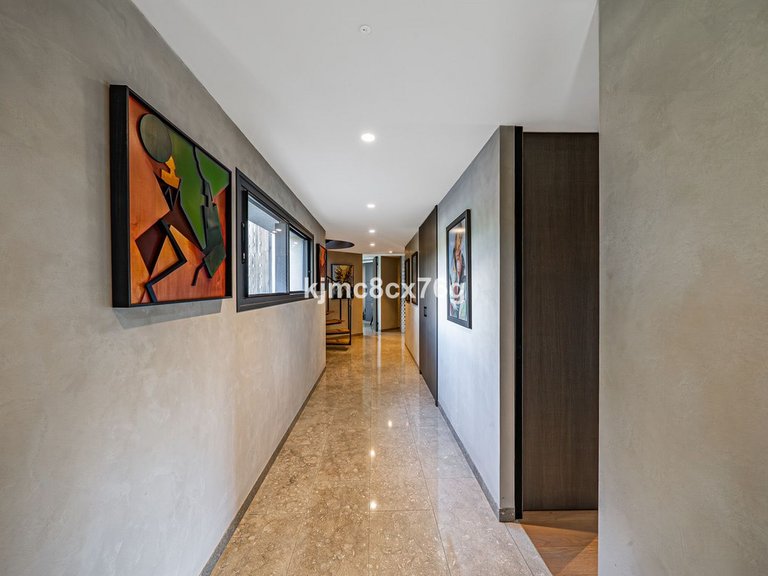 Villa for Sale in Guadalmina Baja, Malaga 39